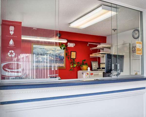  - Econo Lodge Ruther Glen - I-95 Exit 104