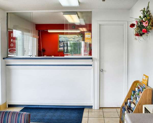  - Econo Lodge Ruther Glen - I-95 Exit 104