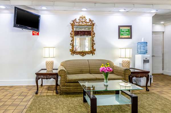  - Econo Lodge Martinsville