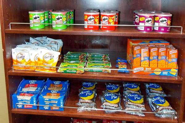  - Comfort Suites Salem - I-81, Exit 137