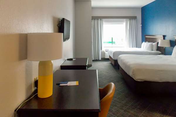  - Comfort Suites Salem - I-81, Exit 137