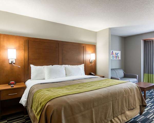 Suite - Quality Inn & Suites Ashland - I-95, Exit 92