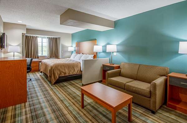 Suite - Quality Inn & Suites Bristol - I-81, Exit 7