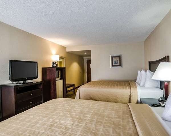  - Quality Inn Troutville - I-81, Exit 150A