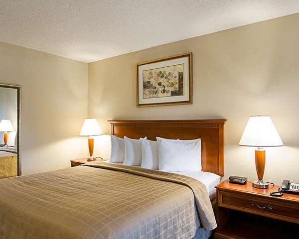  - Quality Inn Troutville - I-81, Exit 150A
