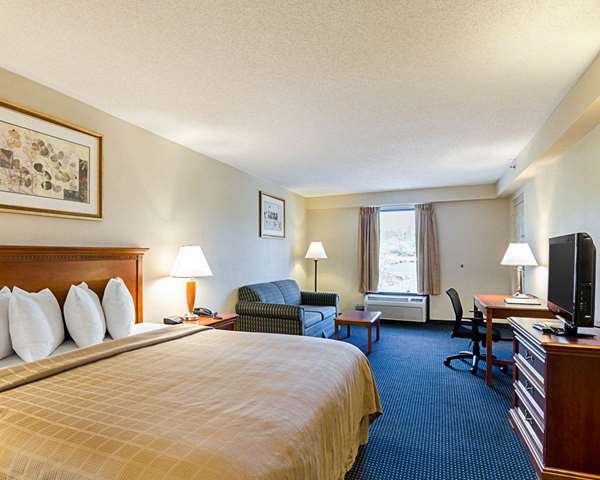  - Quality Inn Troutville - I-81, Exit 150A