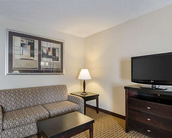  - Quality Inn Troutville - I-81, Exit 150A