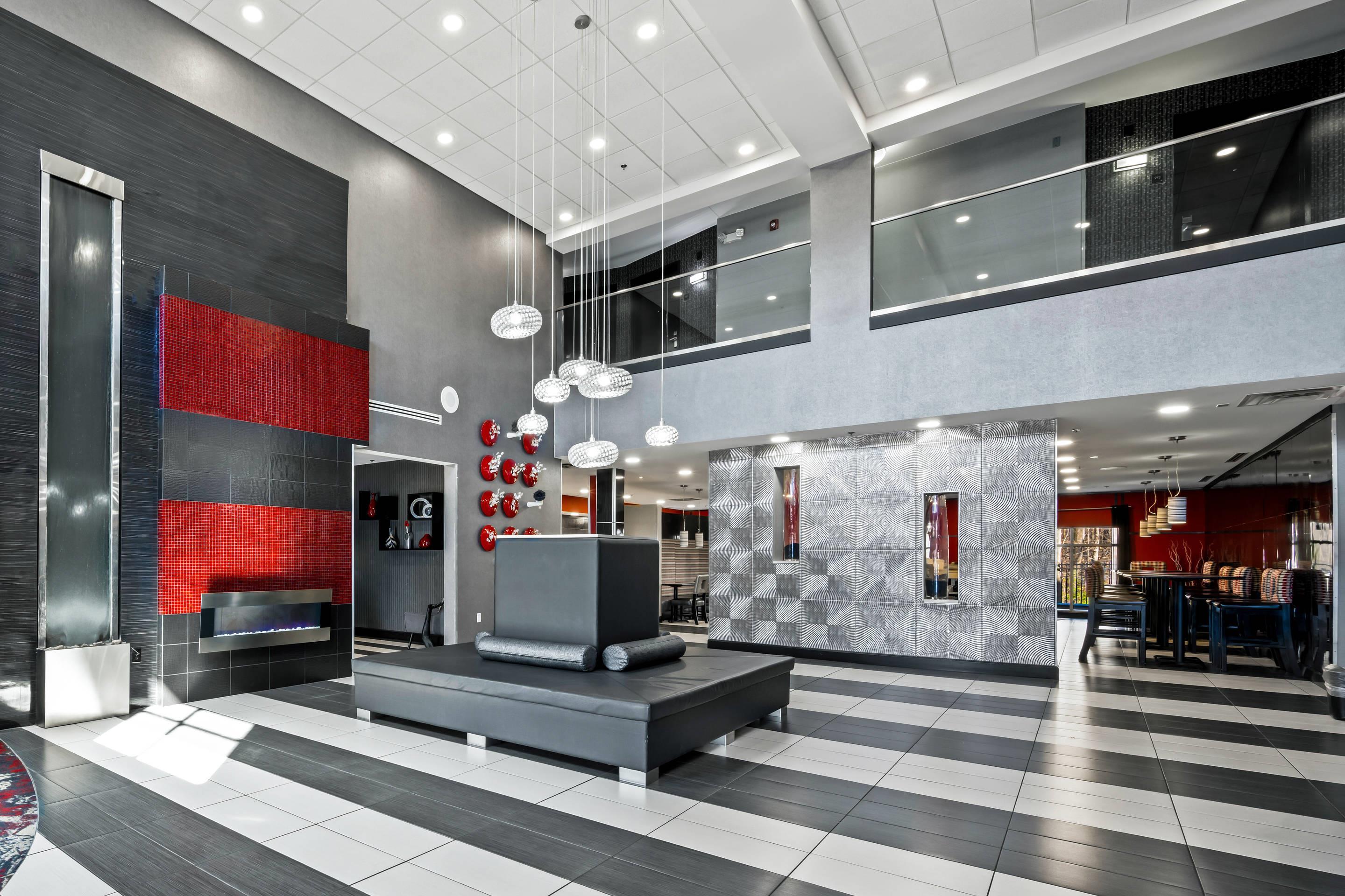 Hotel lobby | Comfort Suites Williamsburg Historic Area