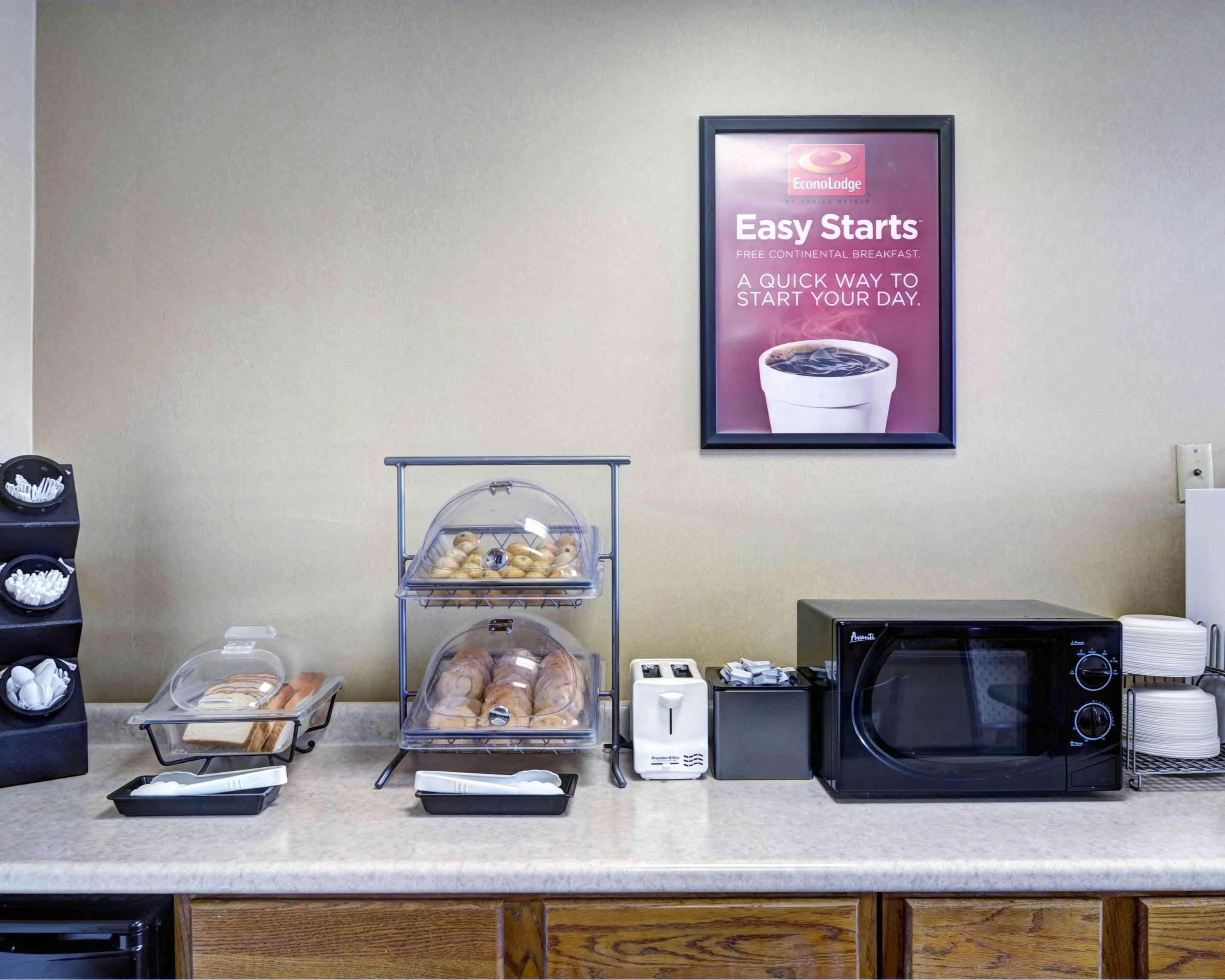Assorted breakfast items | Econo Lodge Wytheville