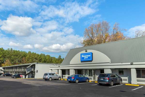 Exterior view - Rodeway Inn Colonial Heights - I-95, Exit 58