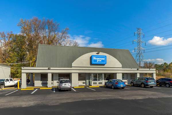 Exterior view - Rodeway Inn Colonial Heights - I-95, Exit 58