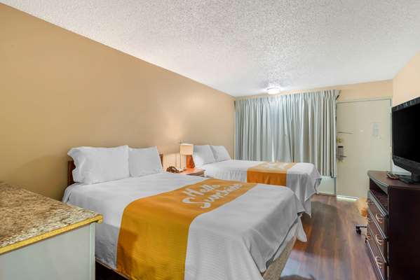  - Rodeway Inn Colonial Heights - I-95, Exit 58