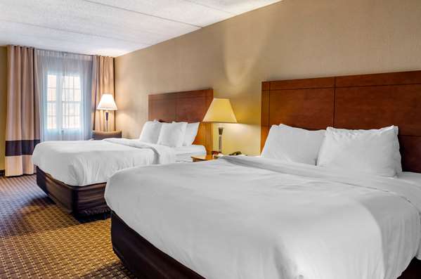 - Comfort Inn & Suites Raphine - I-64 & I-81, Exit 205