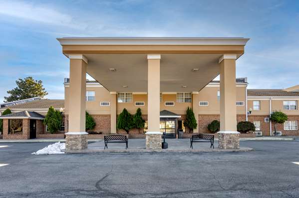 Exterior view - Comfort Inn & Suites Raphine - I-64 & I-81, Exit 205