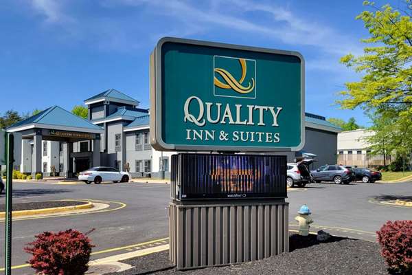 Exterior view - Quality Inn & Suites Stafford - I-95, Exit 143