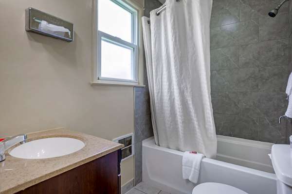  - Econo Lodge Woodstock