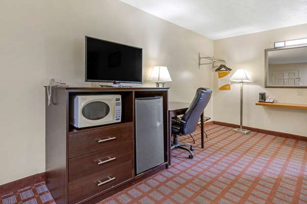  - Econo Lodge Woodstock