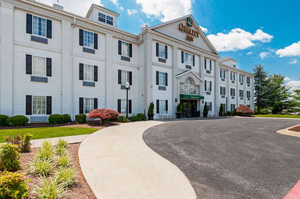 Exterior view - Quality Inn Harrisonburg - I-81, Exit 247