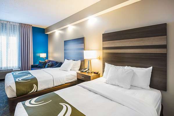 Suite - Quality Inn Harrisonburg - I-81, Exit 247