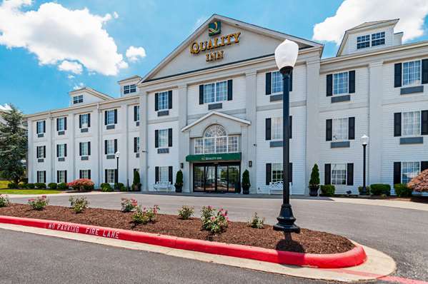 Exterior view - Quality Inn Harrisonburg - I-81, Exit 247