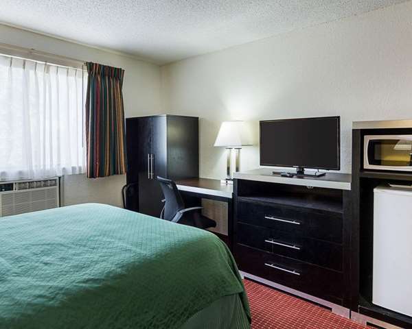  - Quality Inn Chesapeake - I-64, Exit 290