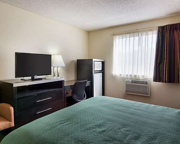  - Quality Inn Chesapeake - I-64, Exit 290