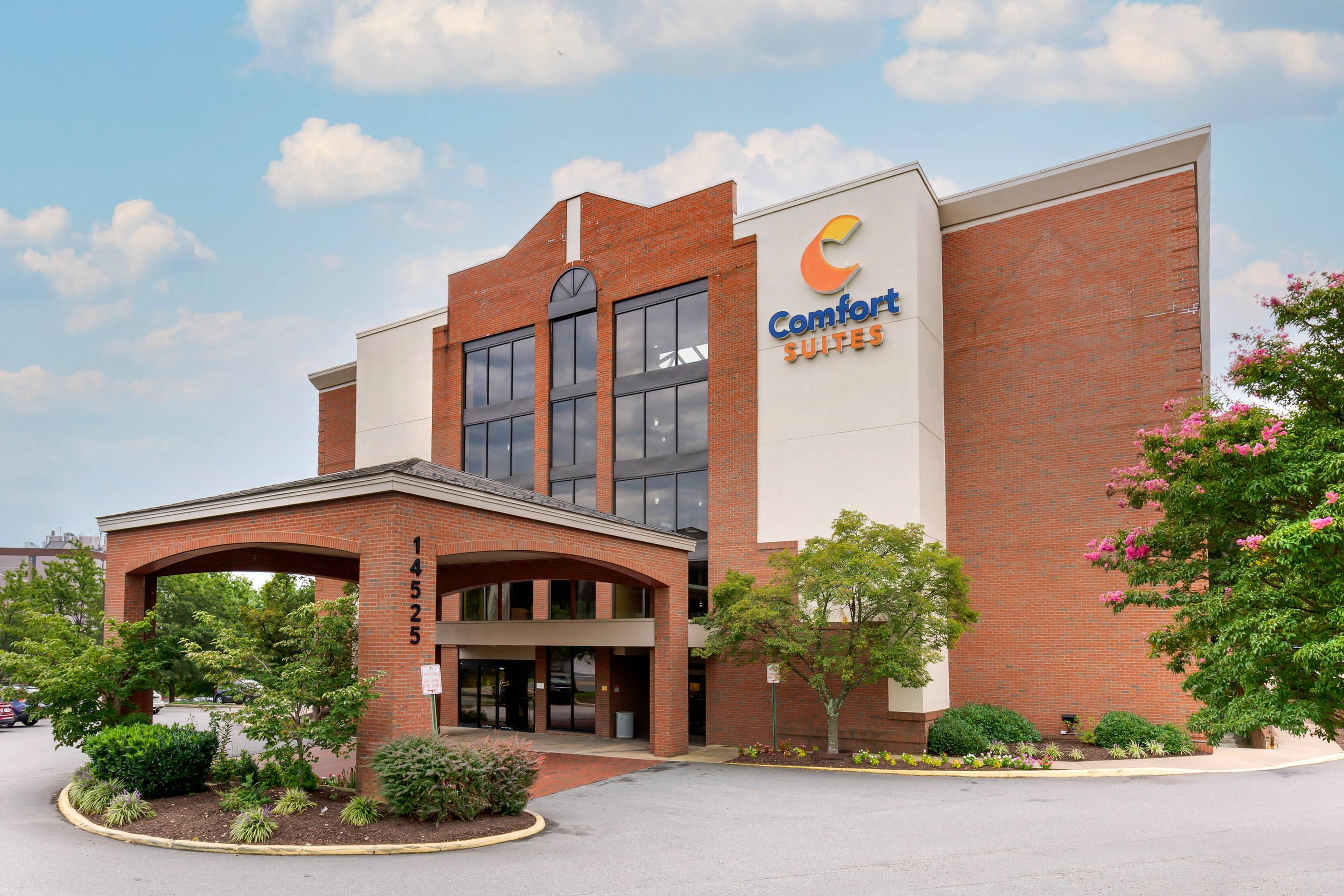Hotel exterior | Comfort Suites Near Potomac Mills