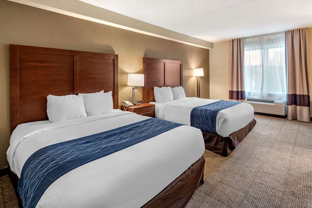 COMFORT INN AND SUITES VIRGINIA BEA - Hotel in Virginia Beach, VA | The ...