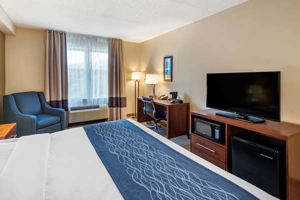 - Comfort Inn & Suites Northwest Virginia Beach - I-64, Exit 282