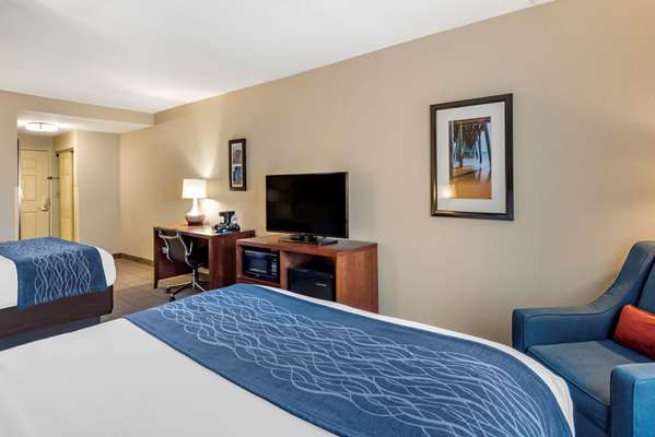  - Comfort Inn & Suites Northwest Virginia Beach - I-64, Exit 282