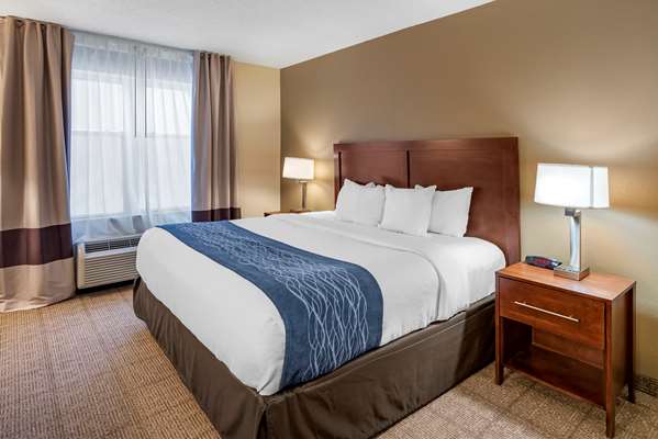 Suite - Comfort Inn & Suites Northwest Virginia Beach - I-64, Exit 282