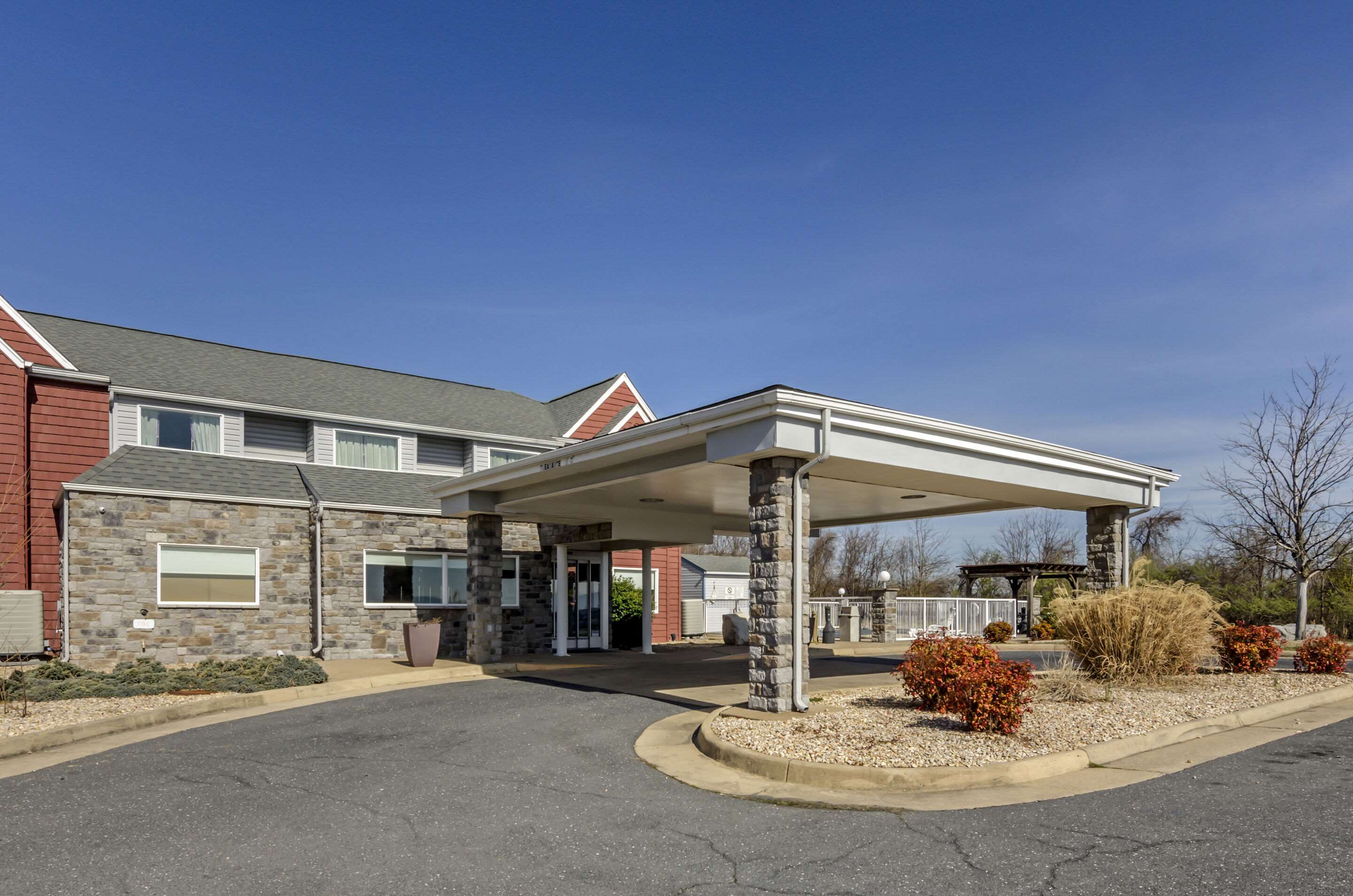 Hotel exterior | Quality Inn & Suites Staunton