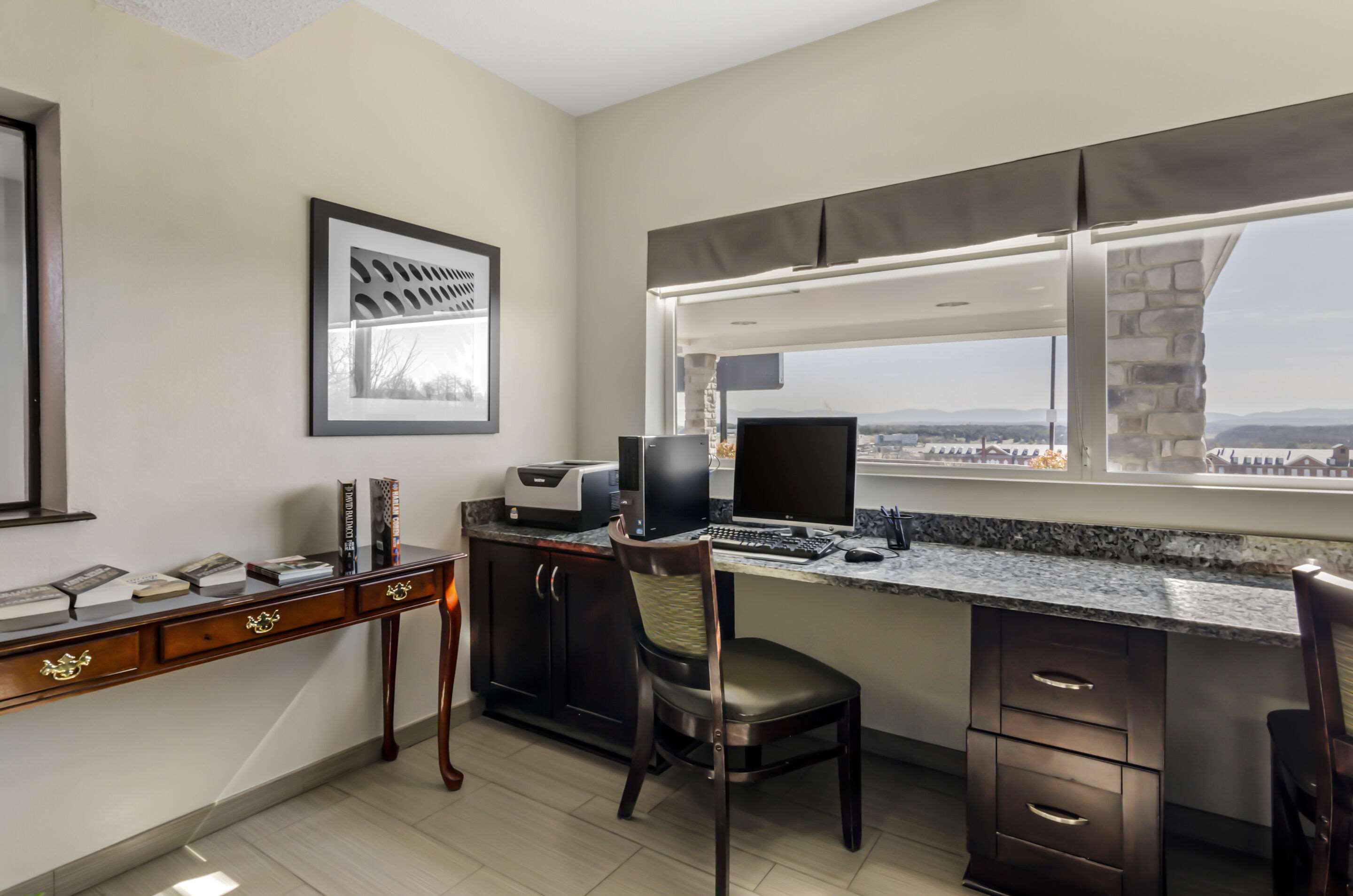 Business center | Quality Inn & Suites Staunton