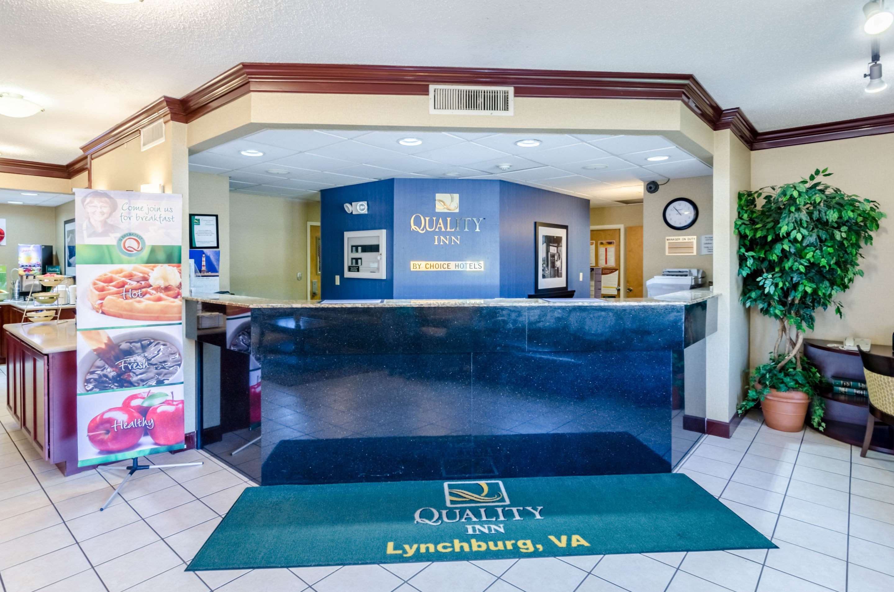 Front desk | Quality Inn Lynchburg near University