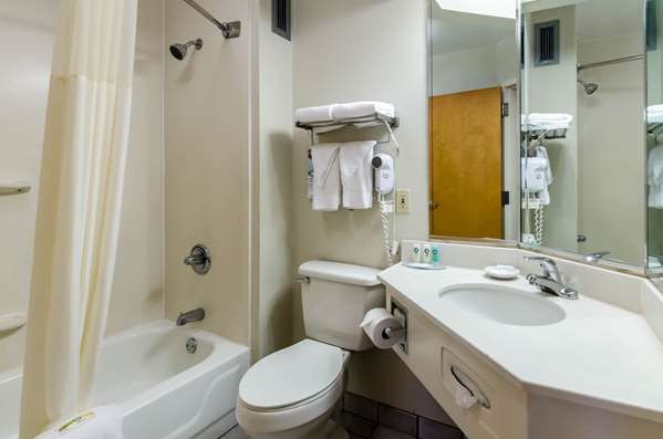  - Quality Inn Lynchburg