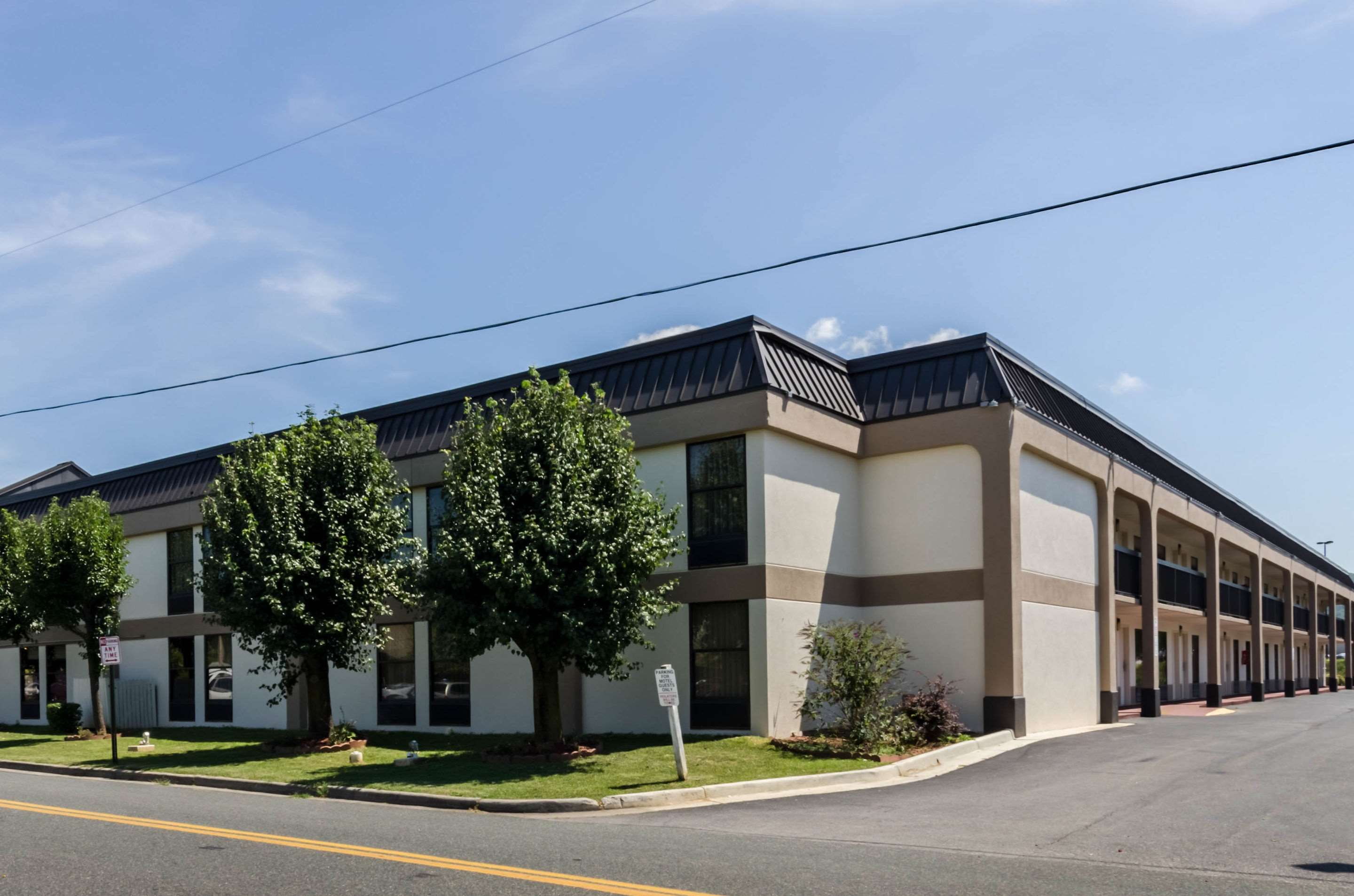 Hotel near popular attractions | Quality Inn Lynchburg near University