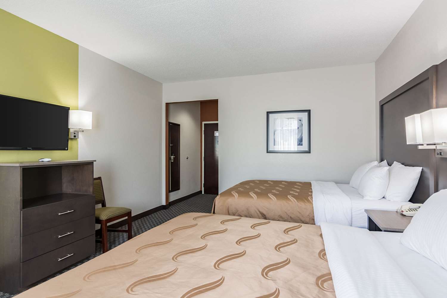 Quality Inn Warsaw, VA See Discounts