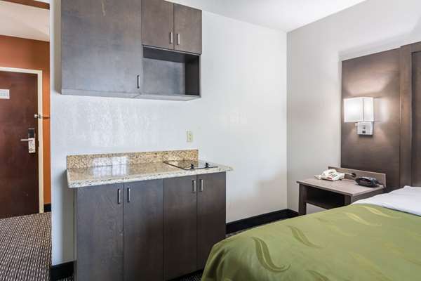 Suite - Quality Inn Warsaw