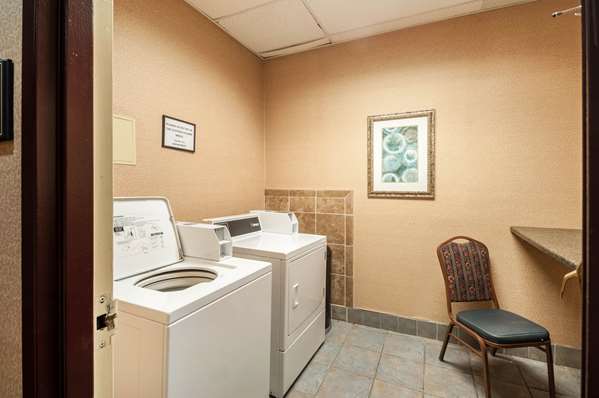 Amenities - Clarion Inn Leesburg