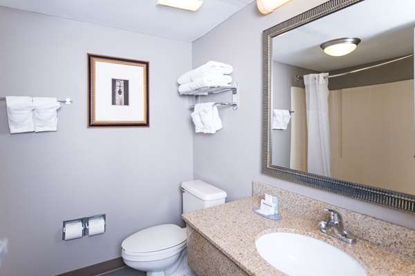  - Clarion Inn Leesburg