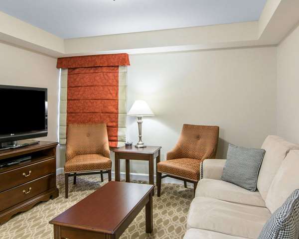 Suite - Bluegreen Vacations Patrick Henry Square Hotel Williamsburg