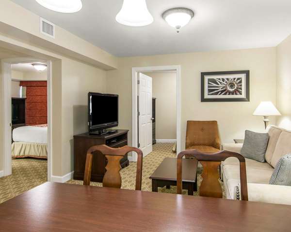 Suite - Bluegreen Vacations Patrick Henry Square Hotel Williamsburg
