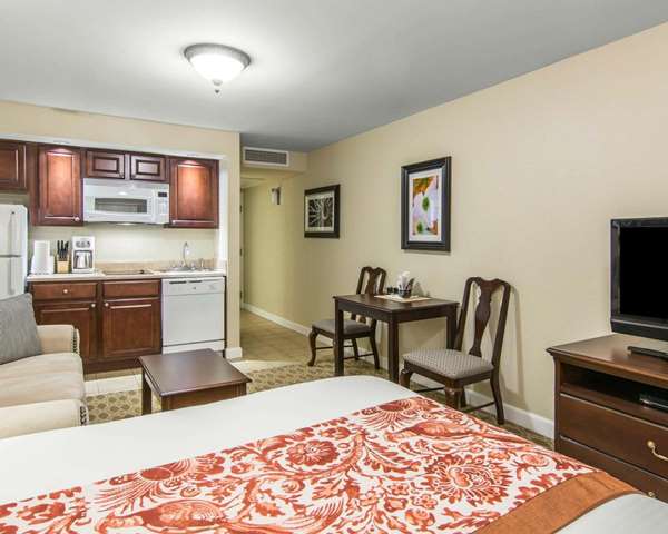 Suite - Bluegreen Vacations Patrick Henry Square Hotel Williamsburg