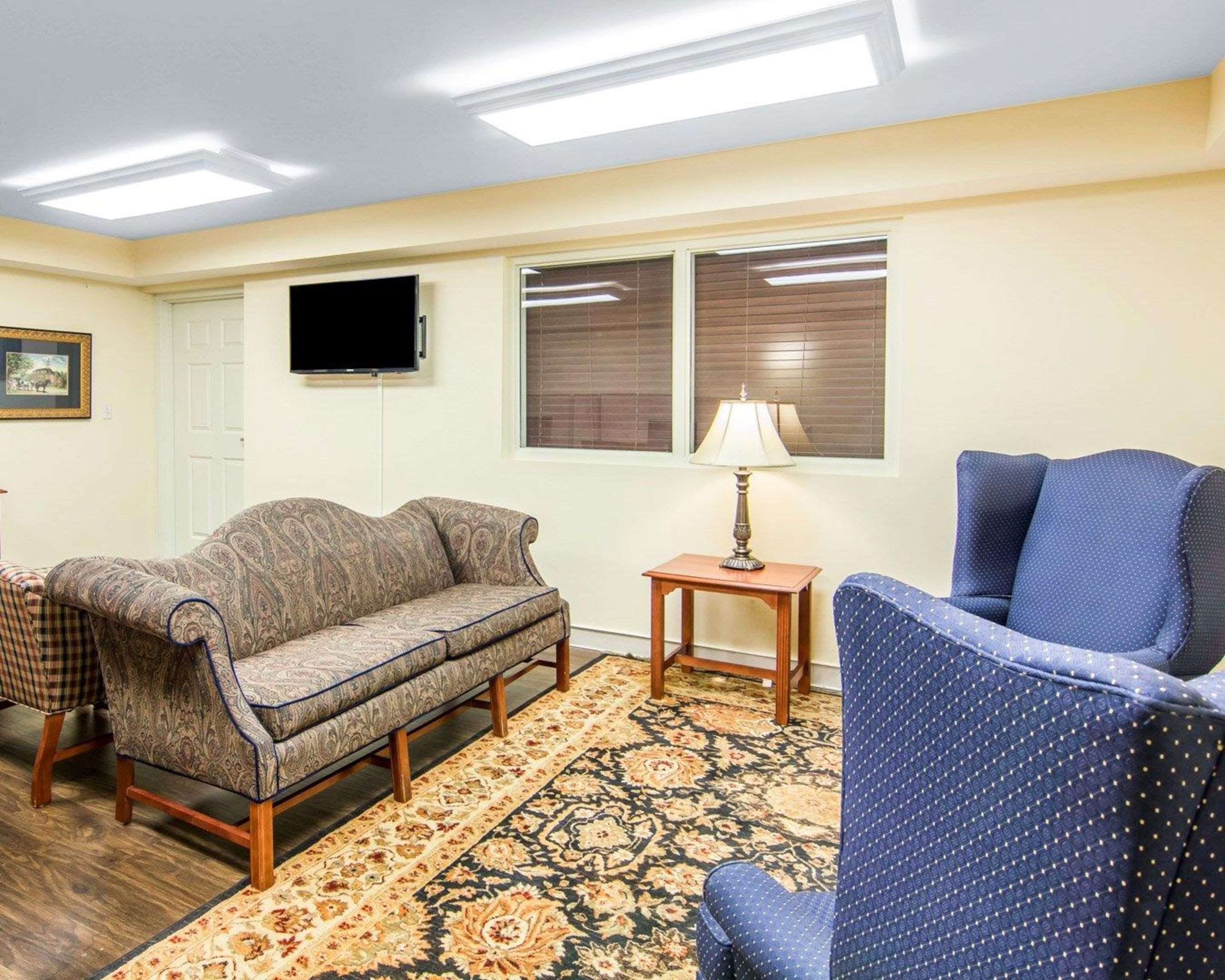 Hotel lobby | Bluegreen Vacations Patrick Henry Square, Ascend Resort