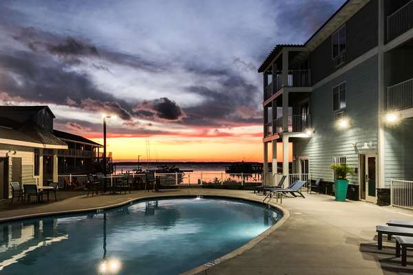 Exterior view - Marina Bay Hotel & Suites Chincoteague Island
