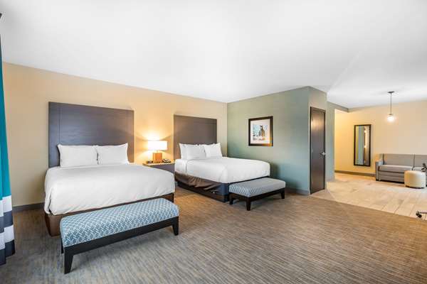 Suite - Marina Bay Hotel & Suites Chincoteague Island
