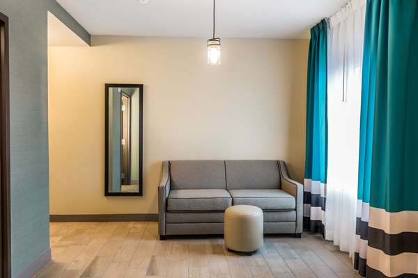 Suite - Marina Bay Hotel & Suites Chincoteague Island