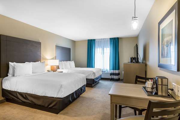  - Marina Bay Hotel & Suites Chincoteague Island