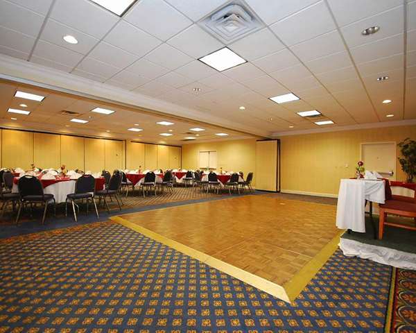  - Comfort Inn Springfield - I-95 & I-495, Exit 169