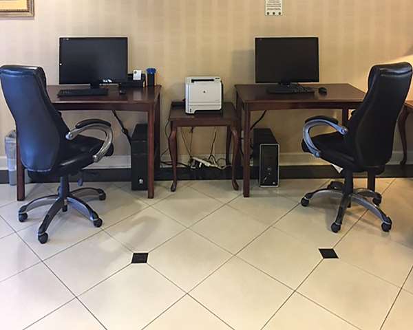 Conference Area - Comfort Inn Springfield - I-95 & I-495, Exit 169